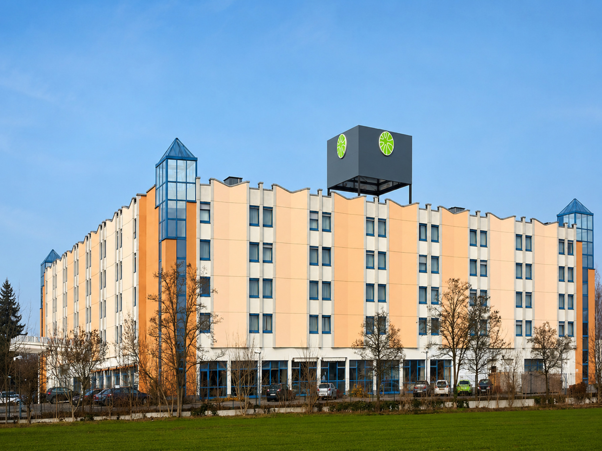 Sunday Hotel Leipzig-Halle Exterior